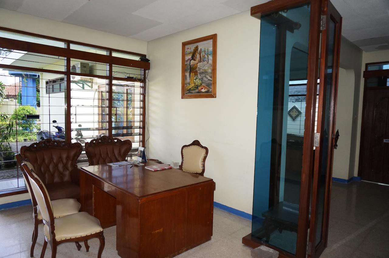Manggo Home Sleman  Buitenkant foto